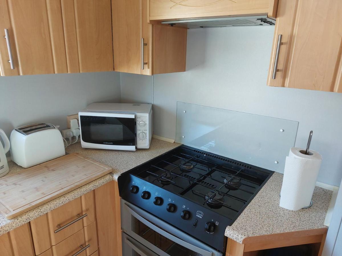 Above & Beyond Caravans Rhyl Bagian luar foto