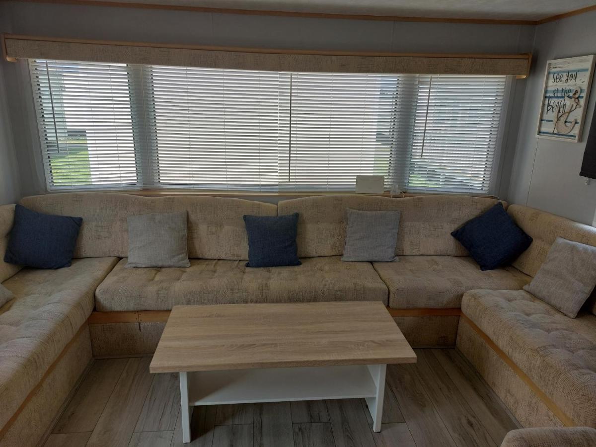 Above & Beyond Caravans Rhyl Bagian luar foto