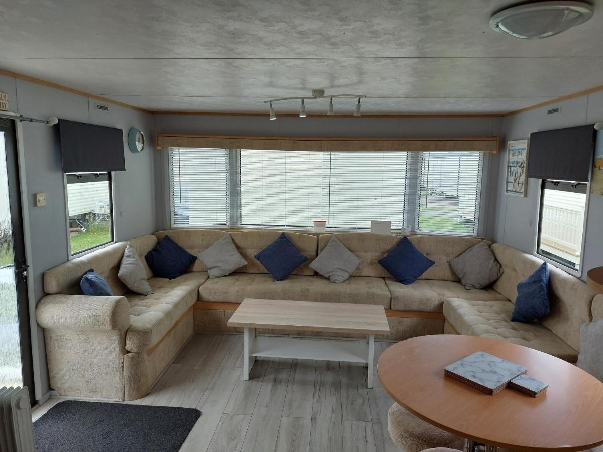 Above & Beyond Caravans Rhyl Bagian luar foto
