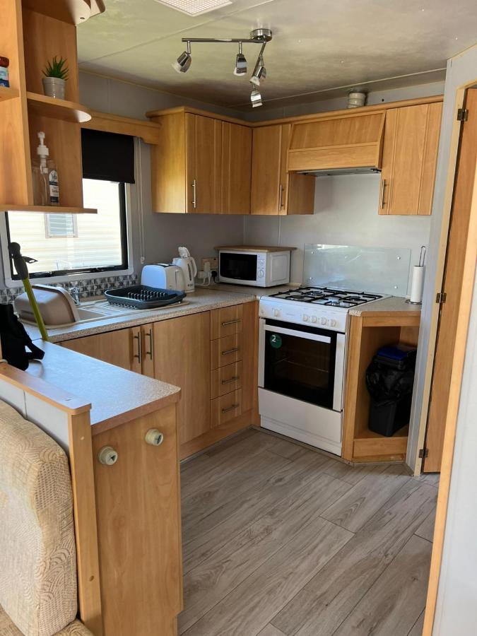 Above & Beyond Caravans Rhyl Bagian luar foto